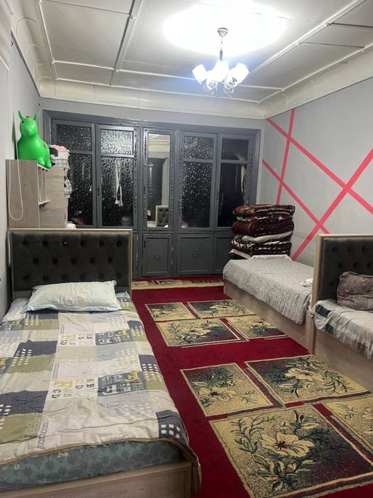 Продаю свой дом 2.6 соток орентир Самарканд Дарвоза дом квадратный