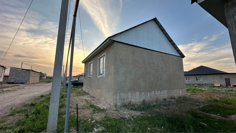 Уй сатылады 12 млн 500 мын