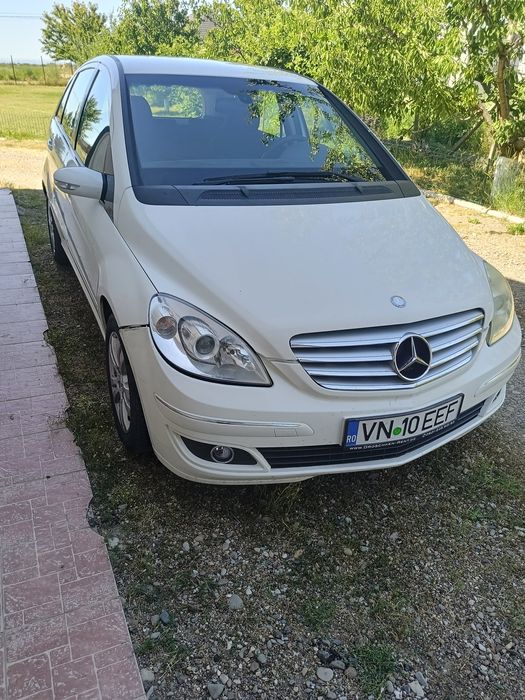 Mercedes Benz B class