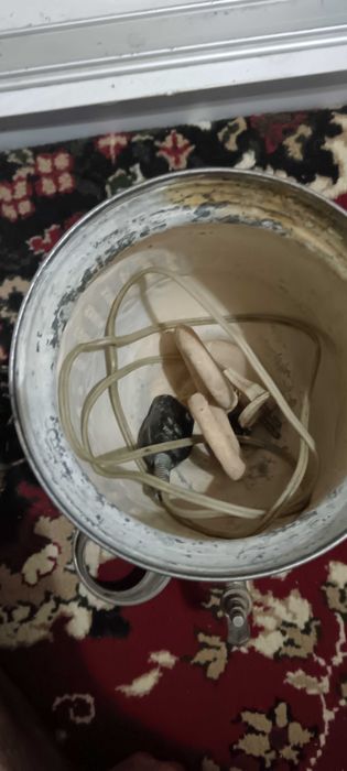 Прадается сомавар электрическая ссср