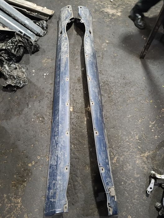 Накладка порога левая, правая на Мерседес W201