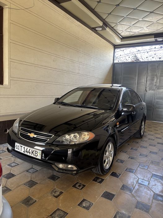 Lacetti Gentra sotiladi