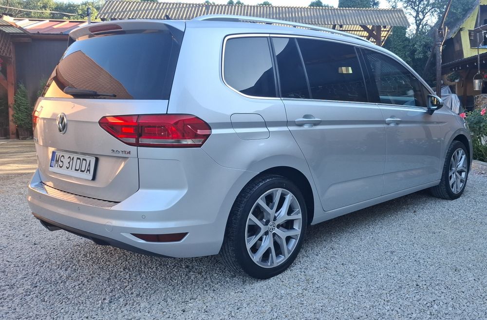 VOLKSWAGEN Touran 2016 — imagine 3
