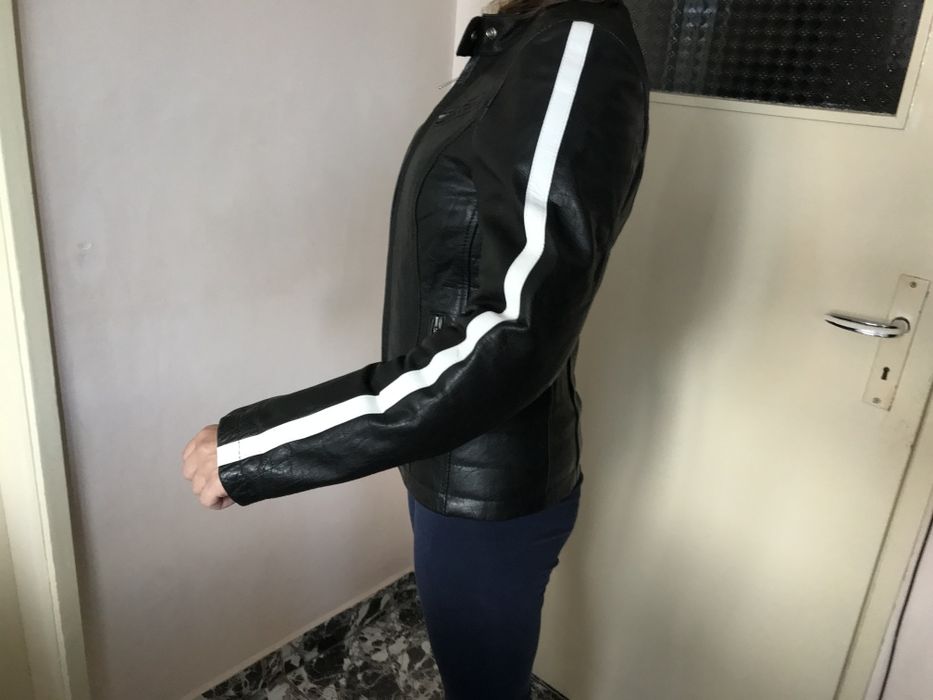 Дамско яке за мотоциклет