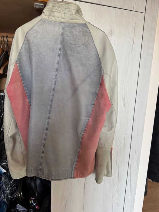 Кожено яке уникат