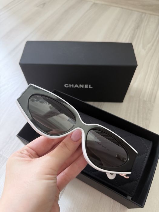 Ochelari de soare Chanel