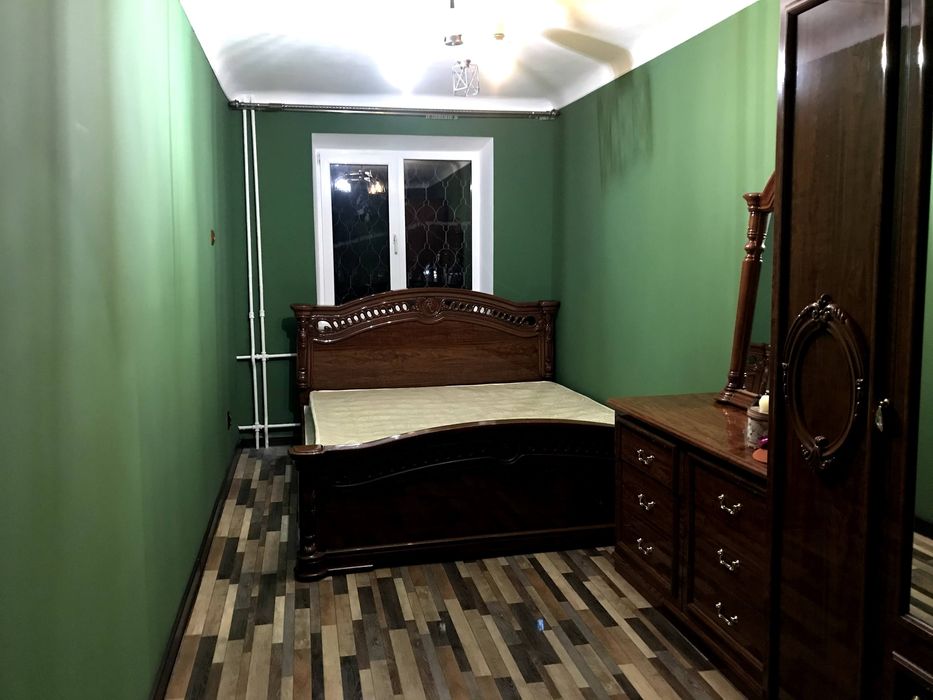 Кровать и шкаф в стиле Барокко