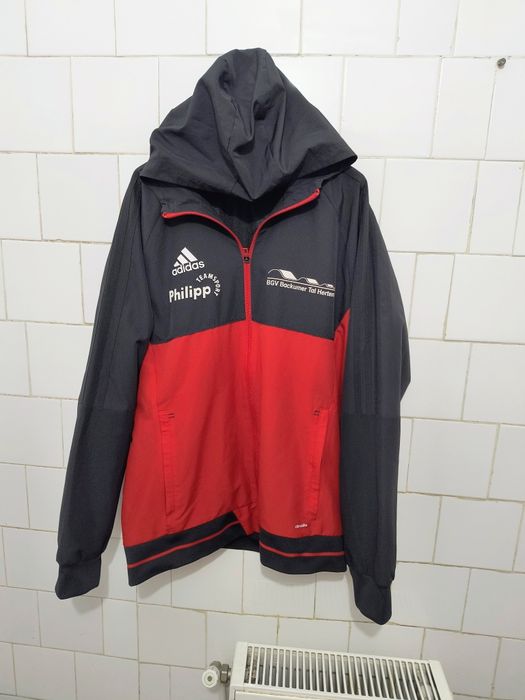 Hanorac marca Adidas mărime L culoare roșu și negru