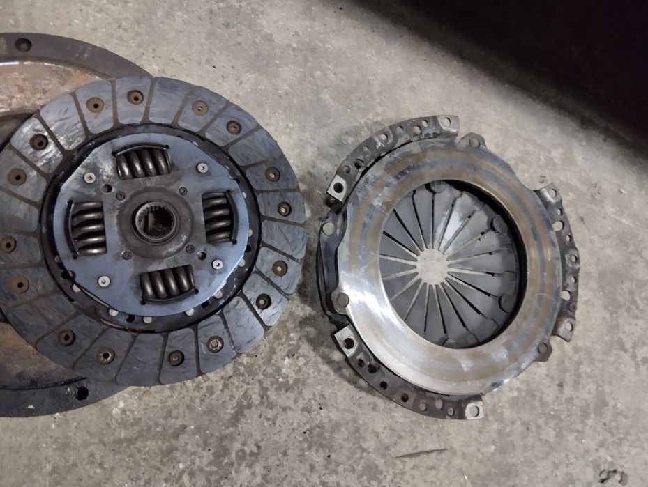 Маховик гольф 3 объем 1.6