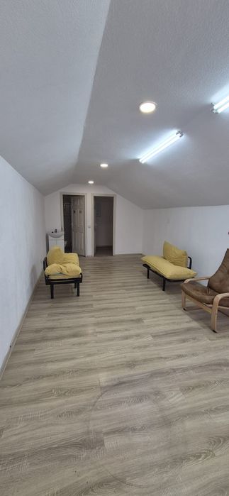 Spațiu comercial