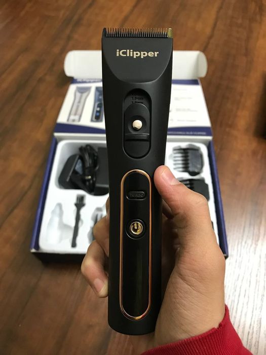 Профессиональная машинка для стрижки волос от фирмы iClipper