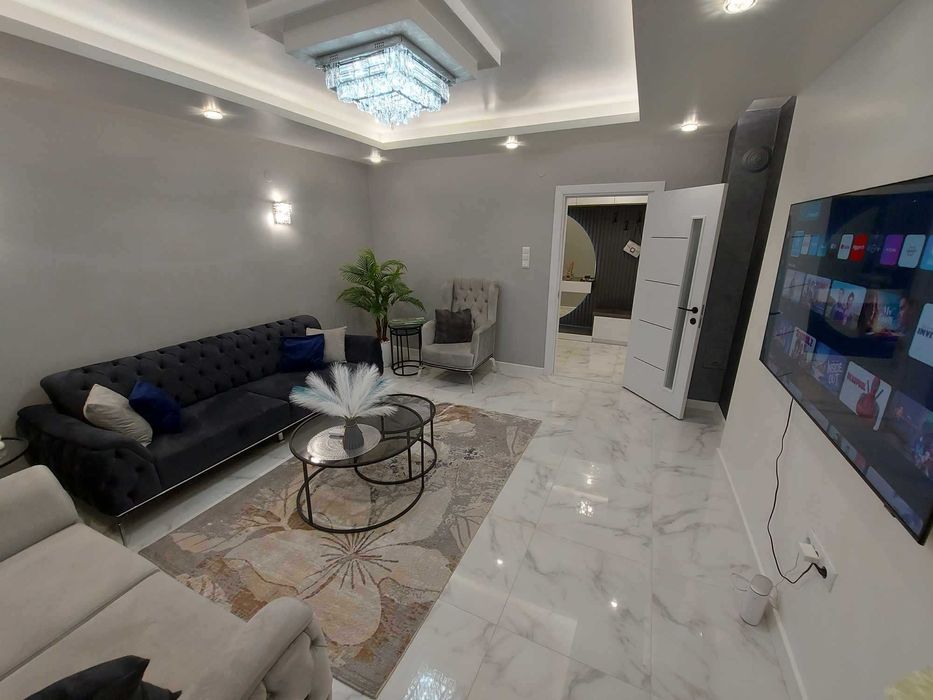 Продава се Многостаен апартамент в Търговище, Център - 130 кв.м за 1373 €/кв.м - Снимка #1