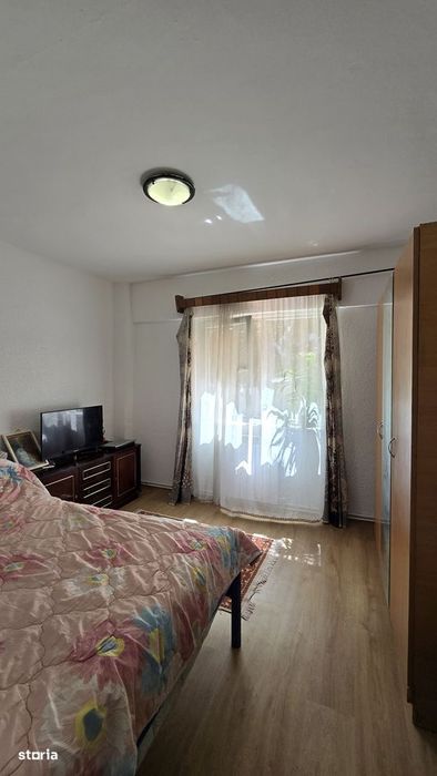 Apartament parter înalt