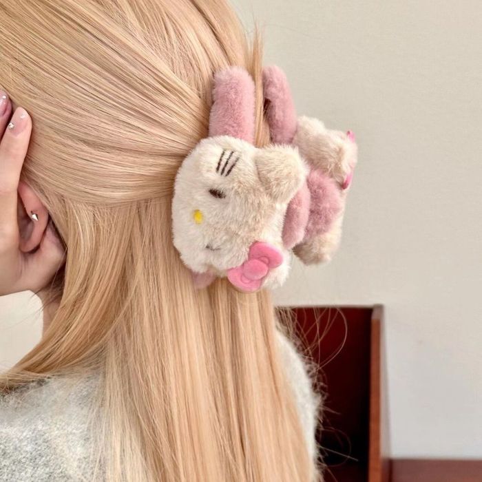 Меховые заколки-крабы Hello Kitty