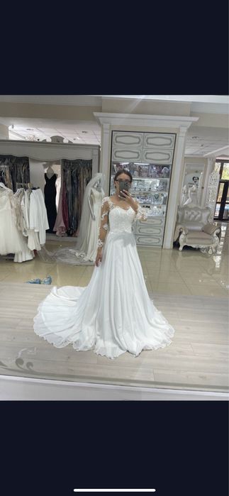 Свадебное платье