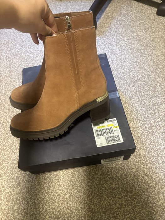 Botine Tommy Hilfigher marimea 37