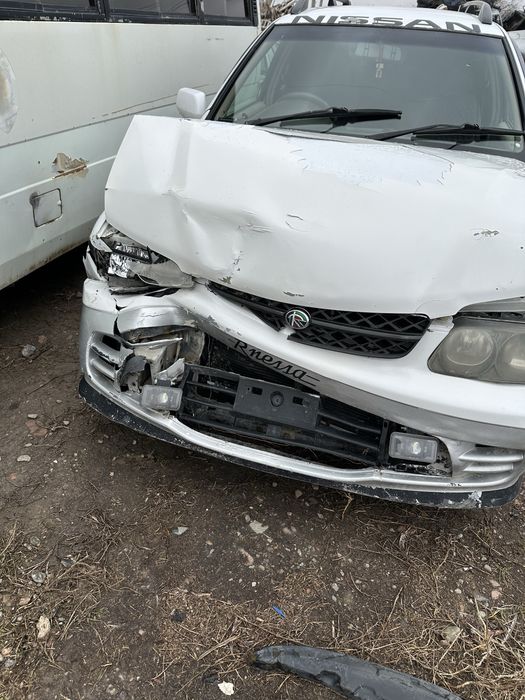 Продаю машину аваринная