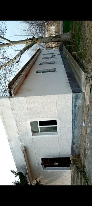 Hovosobod 24sotix yer sotiladi tayyor binosi bilan