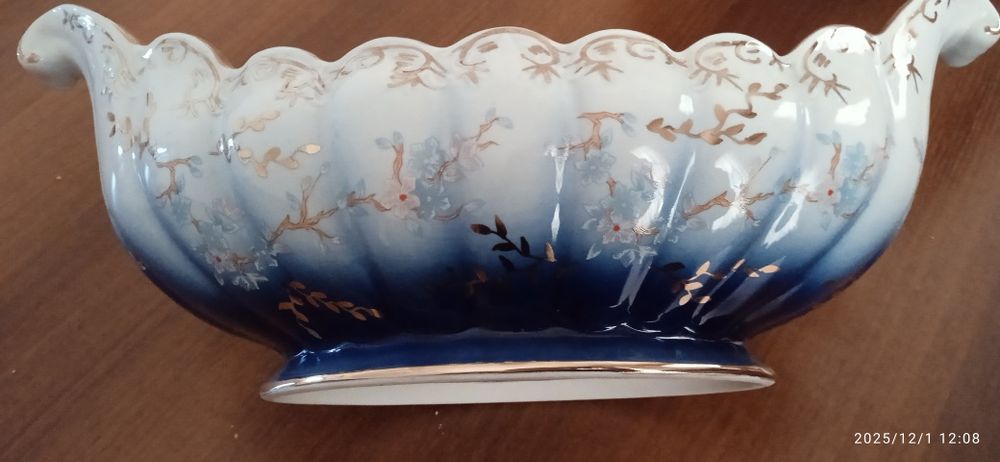 Антикварная посуда в хорошем состоянии