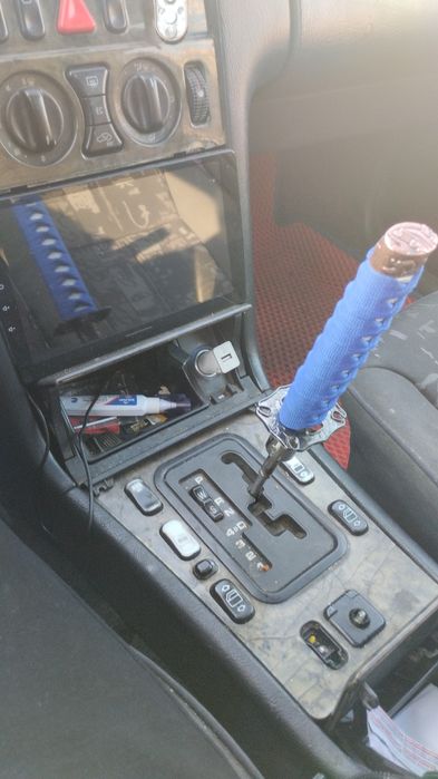 Продам Мерседес авангард 210