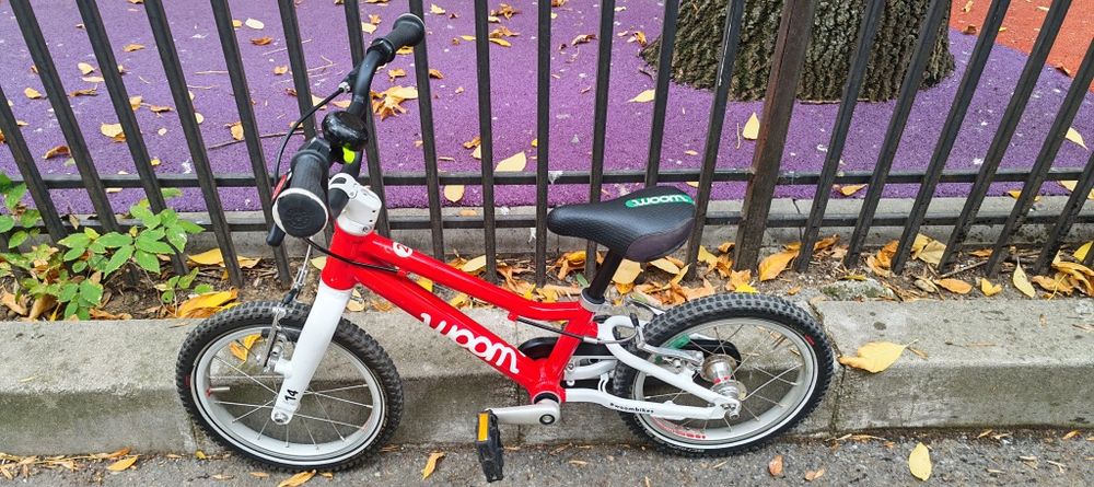 Bicicleta Woom 2 roșie