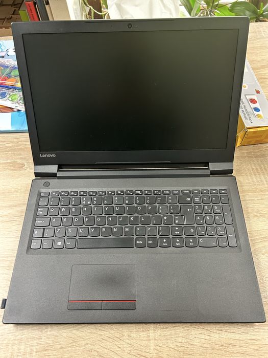 Laptop LENOVO V110-15ISK