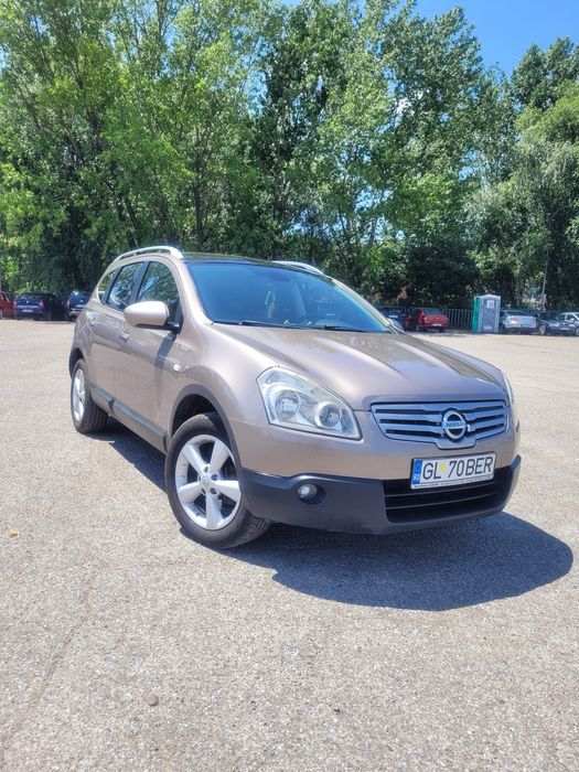 Nissan Qashqai +2 2010