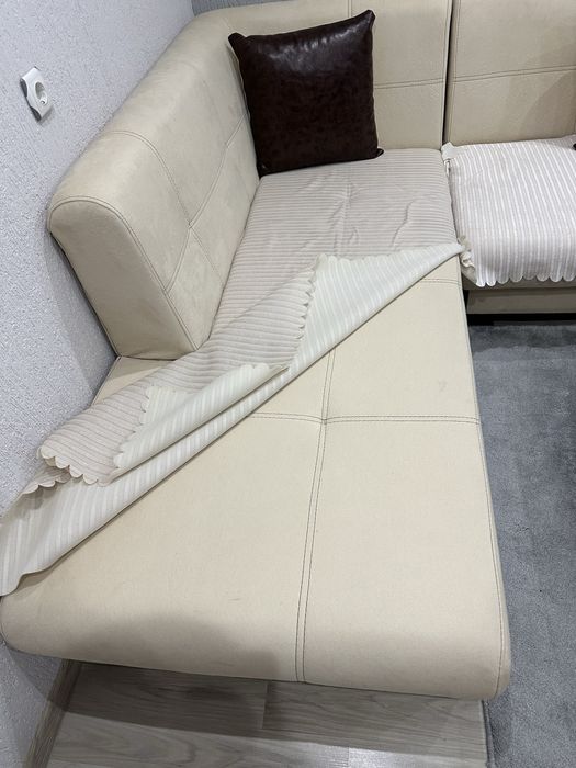 Разтегателен Ъглов диван