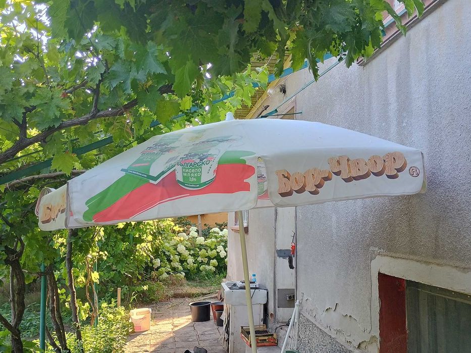 Чисто Ново Платнище за Кръгъл Чадър с диам 1.80 /Стойка за Голям Чадър