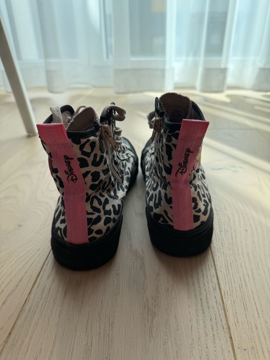 Ghete  Zara material textil 39