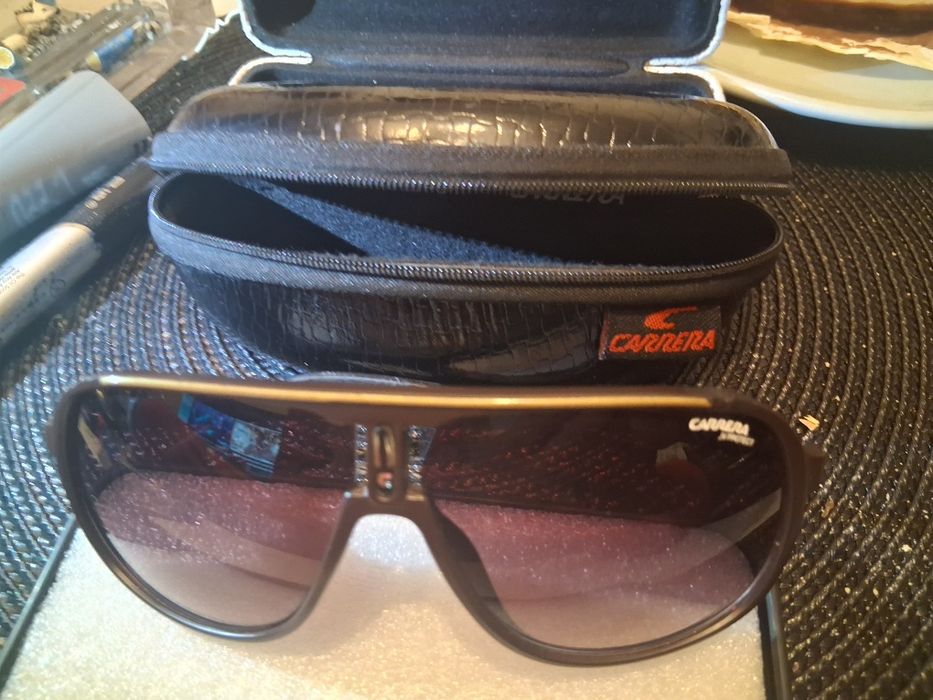 Carerra 100% uv protect