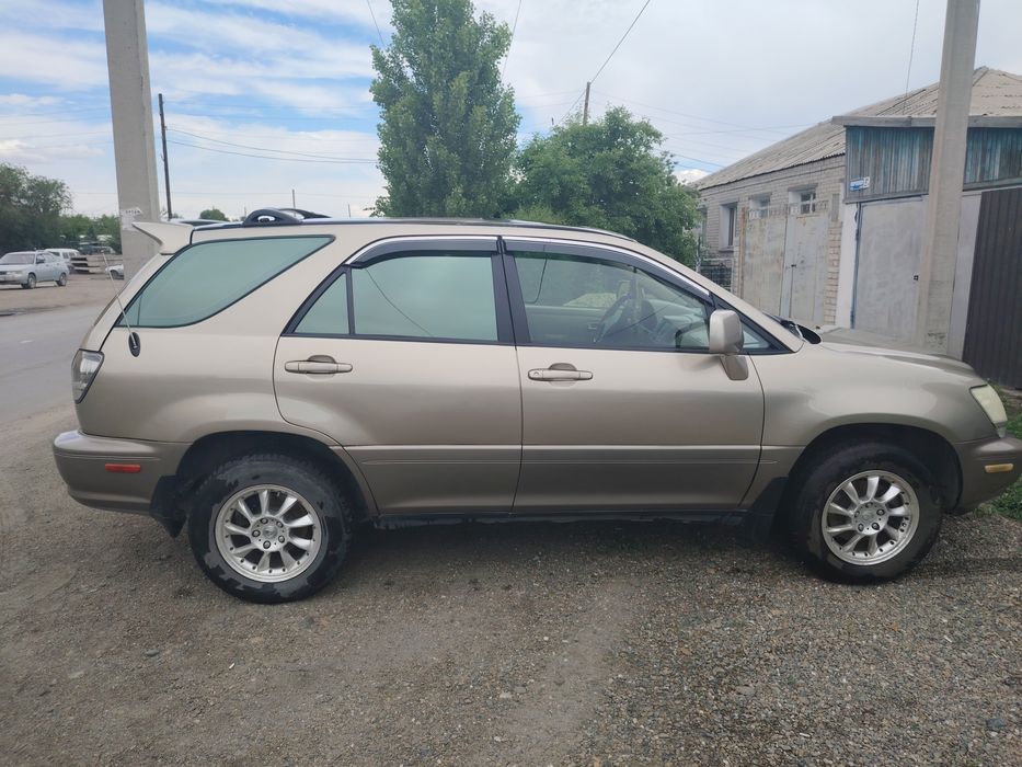 Продам Лексус рх 300