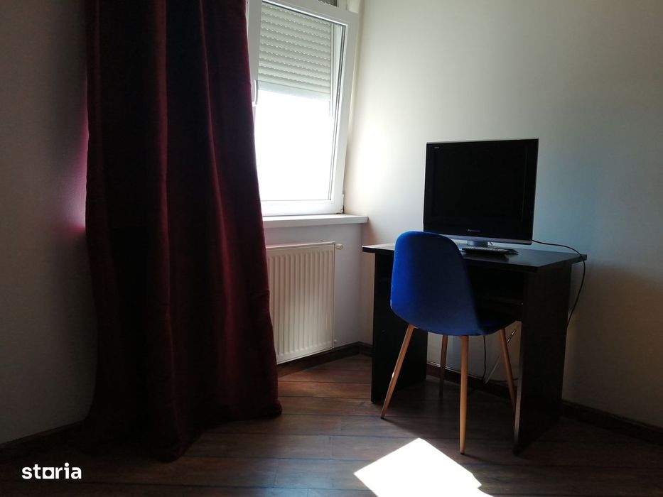 Vand apartament 2 camere central, Bacau
