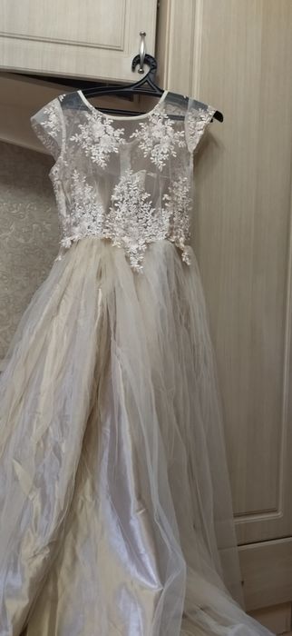 Продам вечернее платье