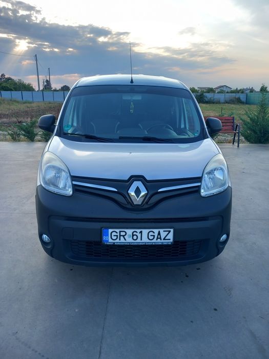 Vând renault kangoo maxi