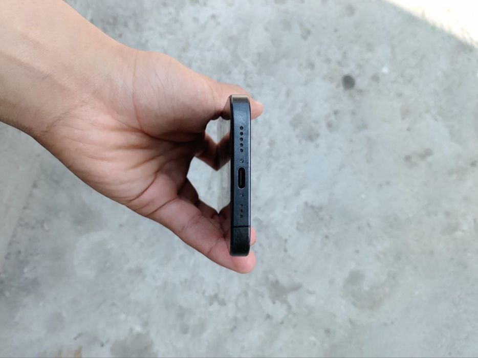 Iphone 15pro holat yaxw