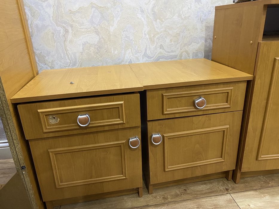 Продам спальний гарнитур