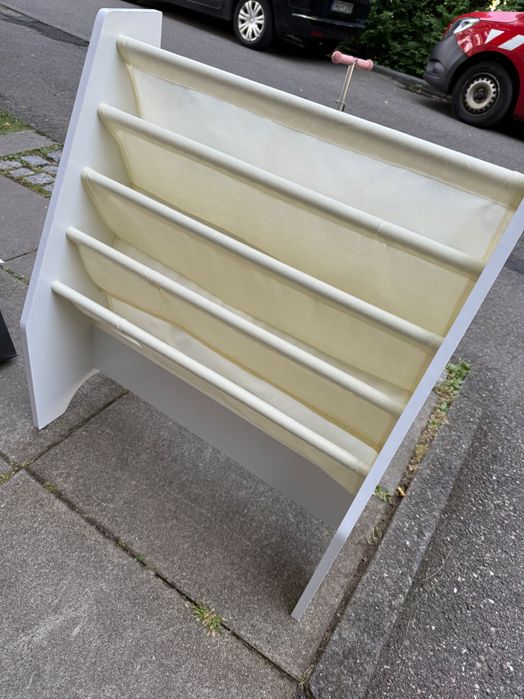 Етажерка за книги , детски книжки