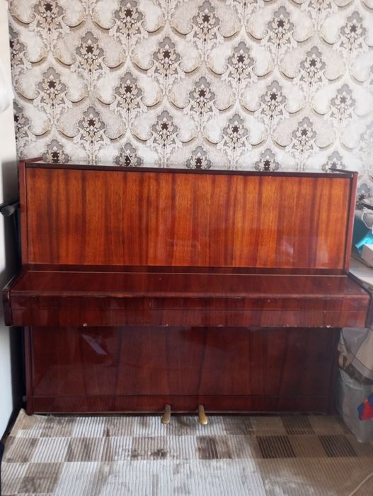 Продается пианино