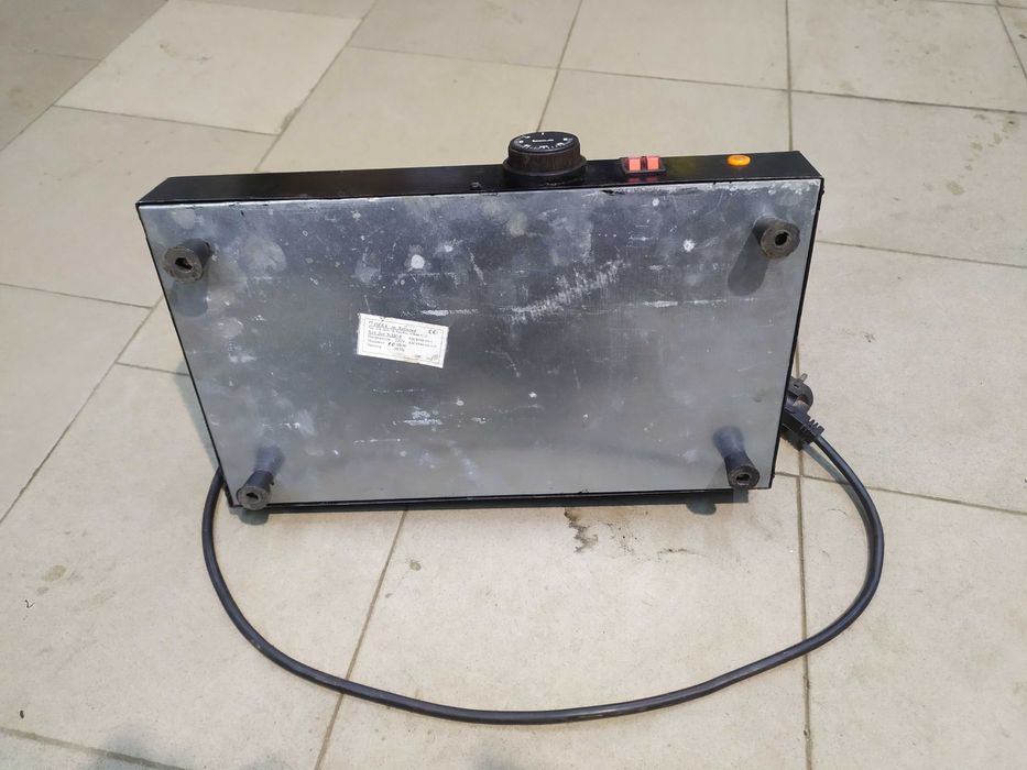 Машина за хот дог,с котлон.