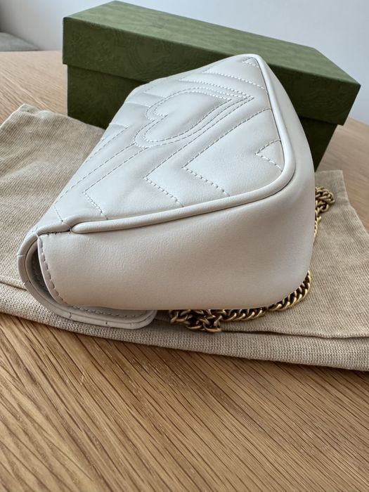 Чанта Gucci marmont super mini