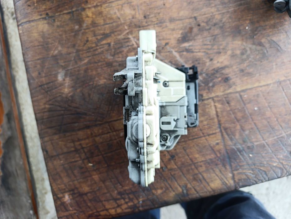 Брава, централно заключване Пасат 6 / VW Passat 6 - 3C1837016A