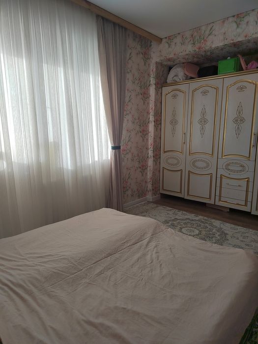 Янги курилган. 8 этажли домда 3 хонали жой сотилади