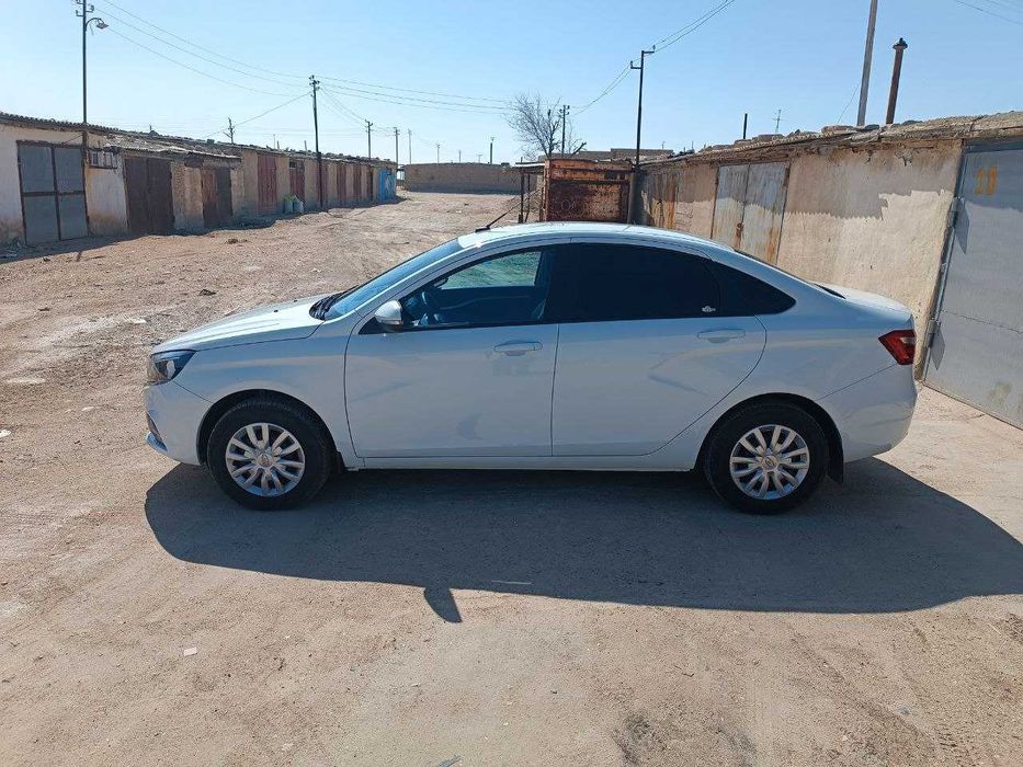 продам Lada Vesta