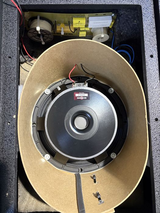 Sistem 4Acoustic topuri tip Fx12 (gen Dynacord XA). Echipare B&C