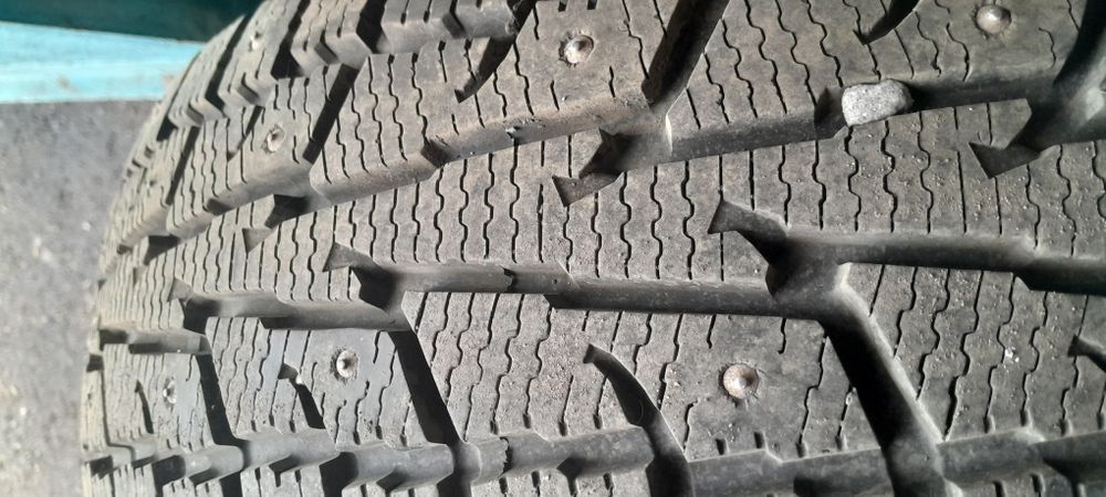 Шины с дисками уаз