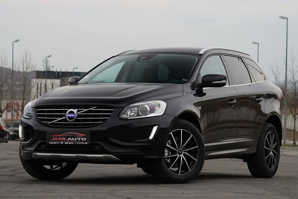 Volvo XC 60 Ocean Race • AWD • Navigatie • Bi-Xenon