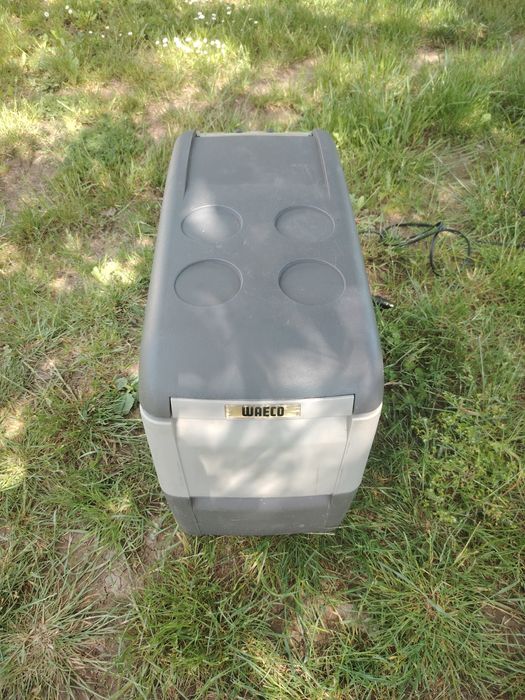 Frigider auto waeco