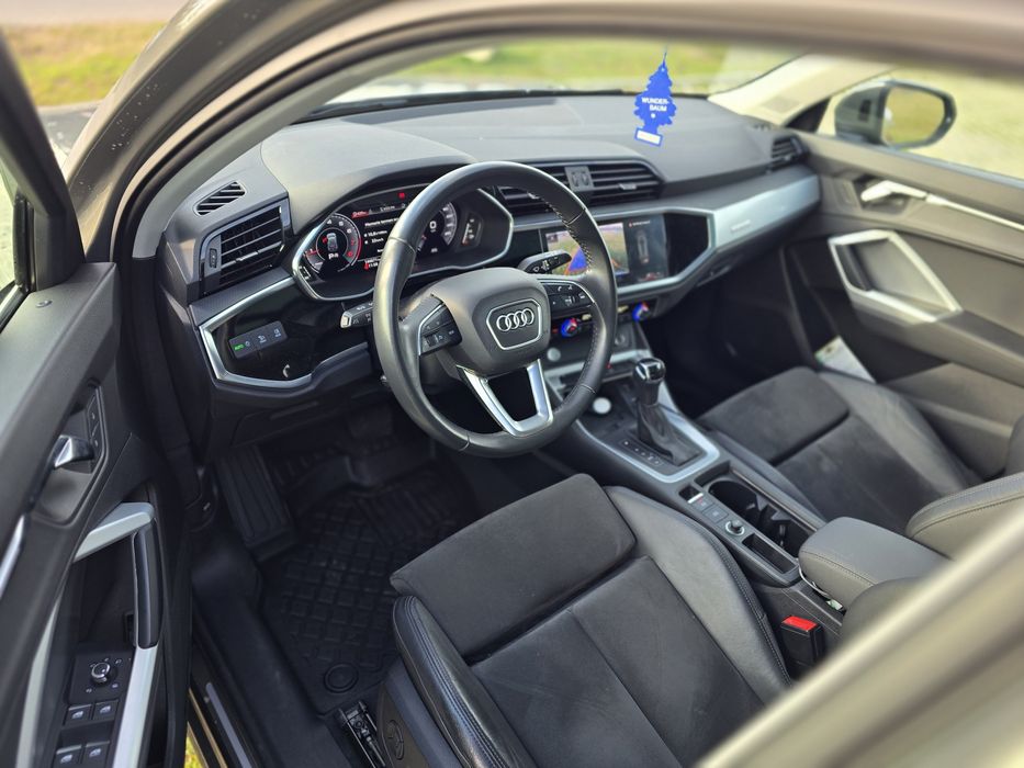 Audi Q3   Quattro -2021- Panoramic - Tva deductibil