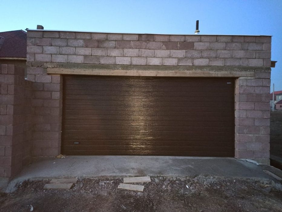 Ворота секционные(гаражные)